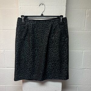 Willi Smith Dark Patterned Pencil Skirt